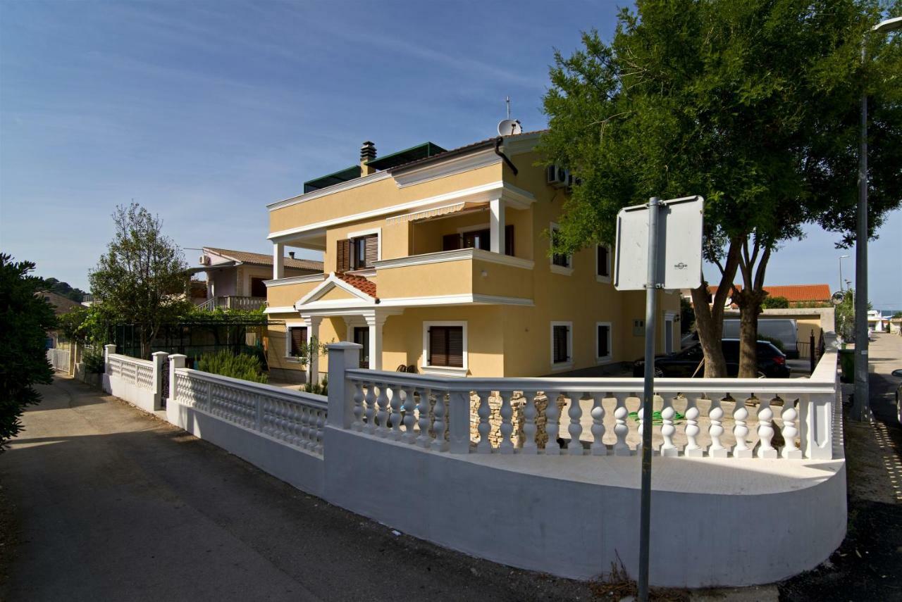 Villa Sophie Betina  Luaran gambar